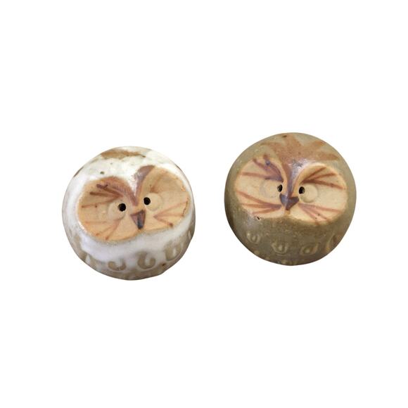 American Vintage Other - Vintage Mini Owl Round Ceramic Salt and Pepper Shakers Decor MCM 70s Cute Rustic